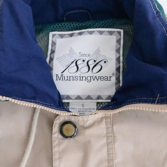Vintage Munsingwear Tan & Navy Zip Up with Hidden Hood Utility Jacket Size Small - Picture 10 of 11